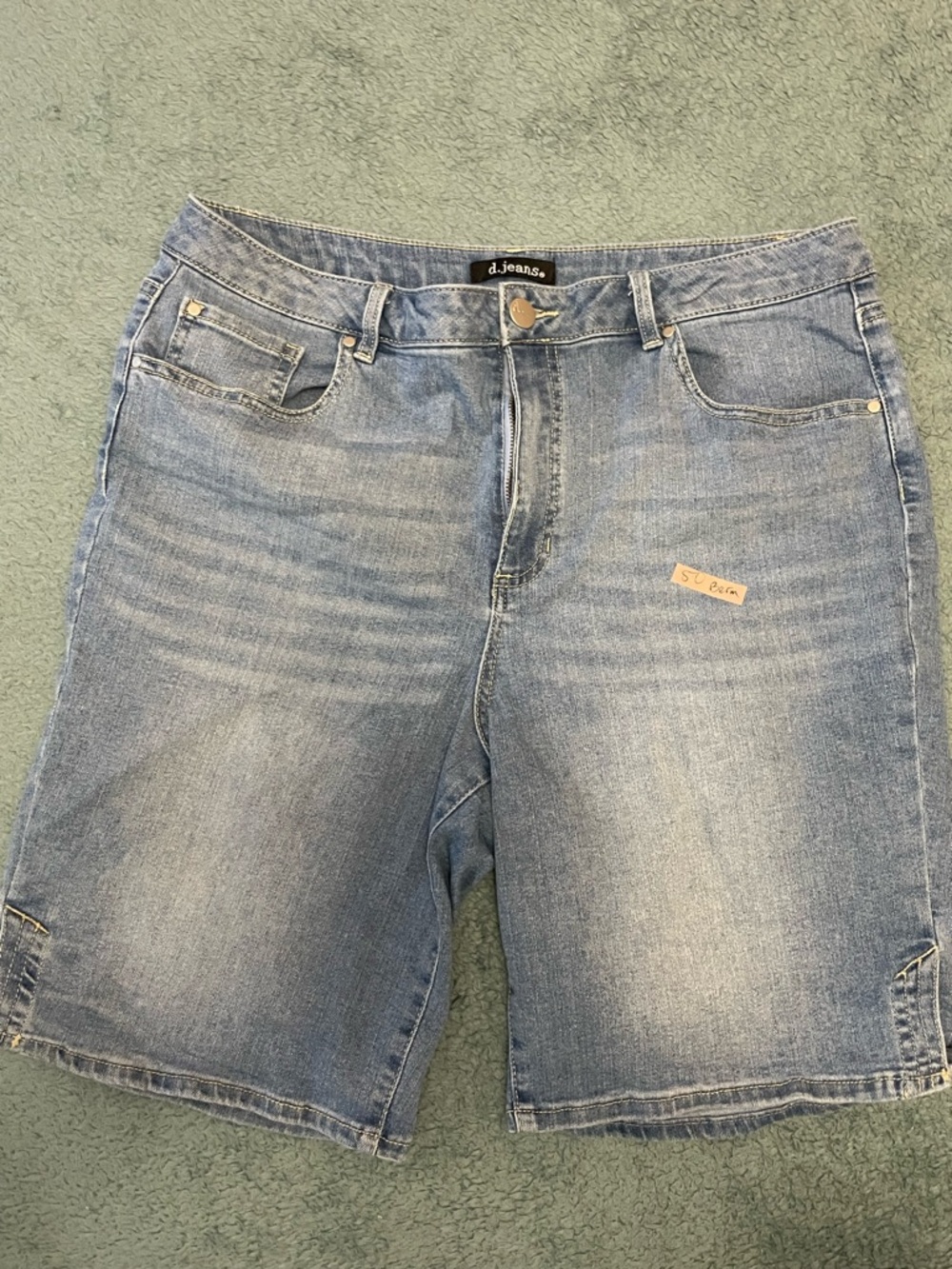 d. jeans Light Blue Denim Shorts with Subtle Fading